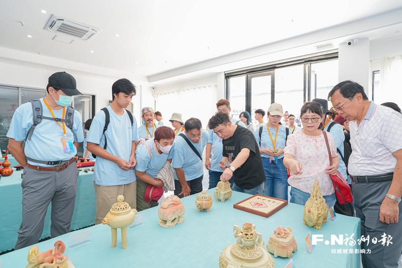 海峡两岸青年共话工艺传承与创新